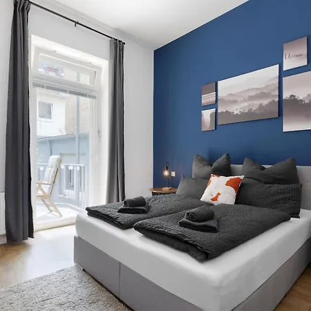 Apartment Casa Di Nero Komfort Mit Innenstadtlage Und Balkon Wiesbaden