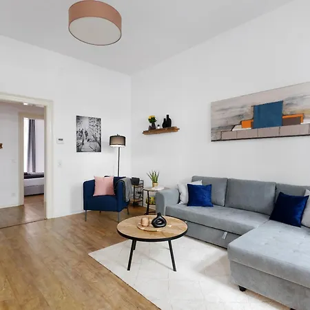 Casa Di Nero Komfort Mit Innenstadtlage Und Balkon Wiesbaden