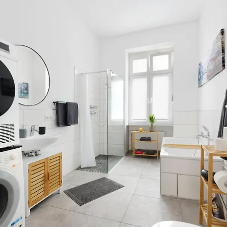 Appartamento Casa Di Nero Komfort Mit Innenstadtlage Und Balkon
