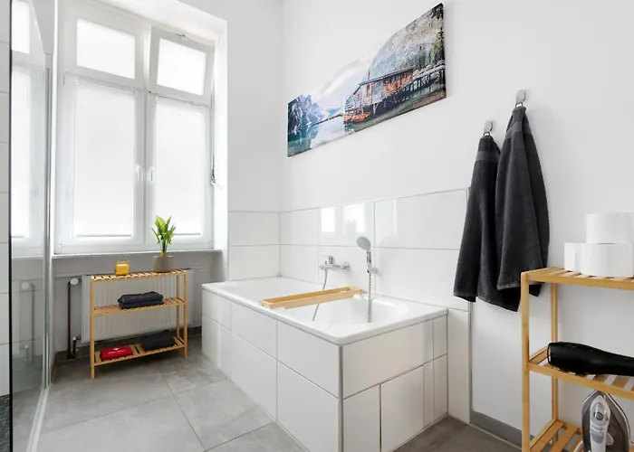 Casa Di Nero Komfort Mit Innenstadtlage Und Balkon Wiesbaden